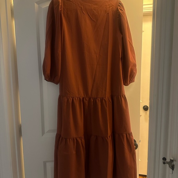 NEW WITH TAGS: ENTRO Mauve Midi Dress - Size SMALL - Picture 2 of 5